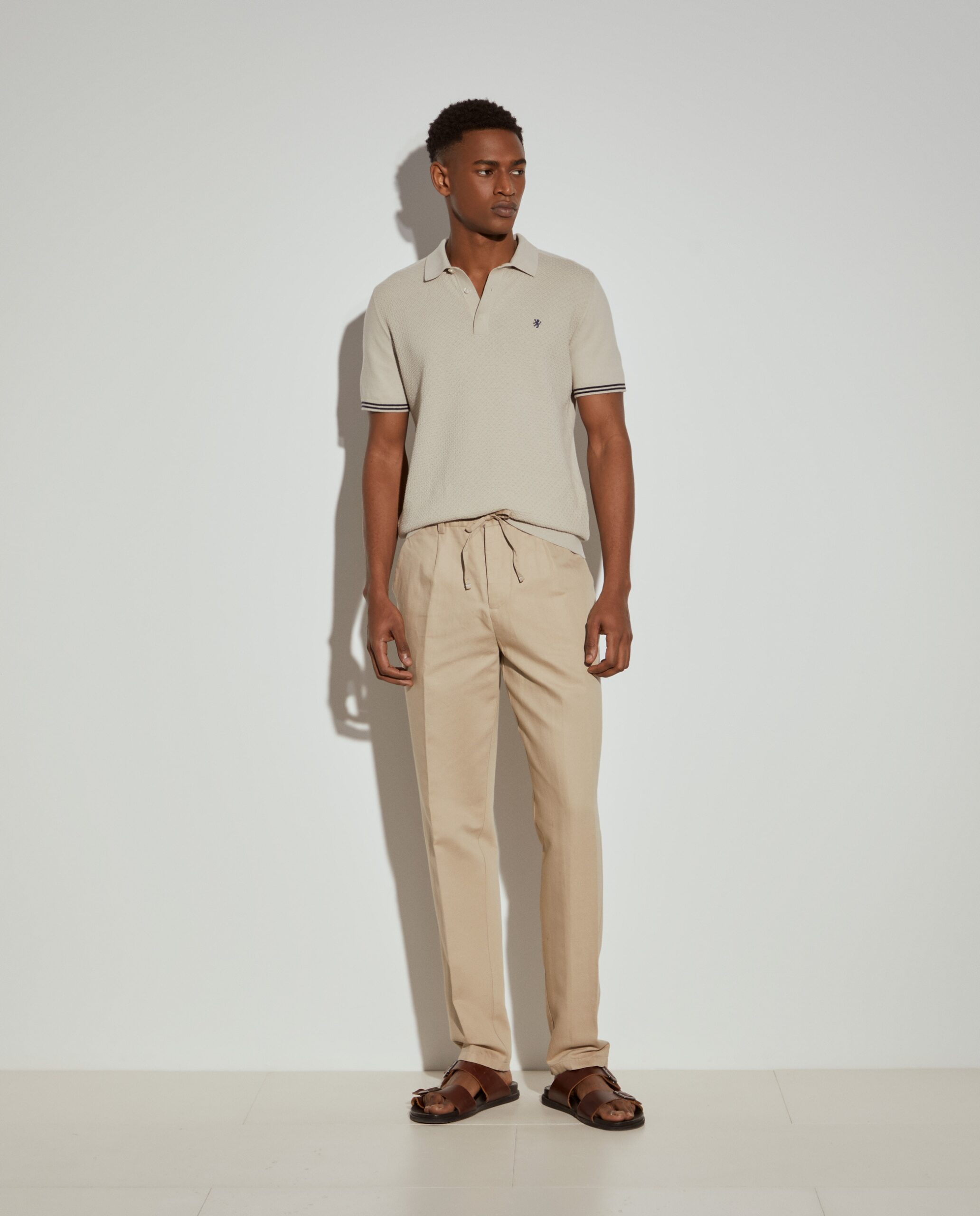 pantalon-lino-hombre-204ekc-1.jpg