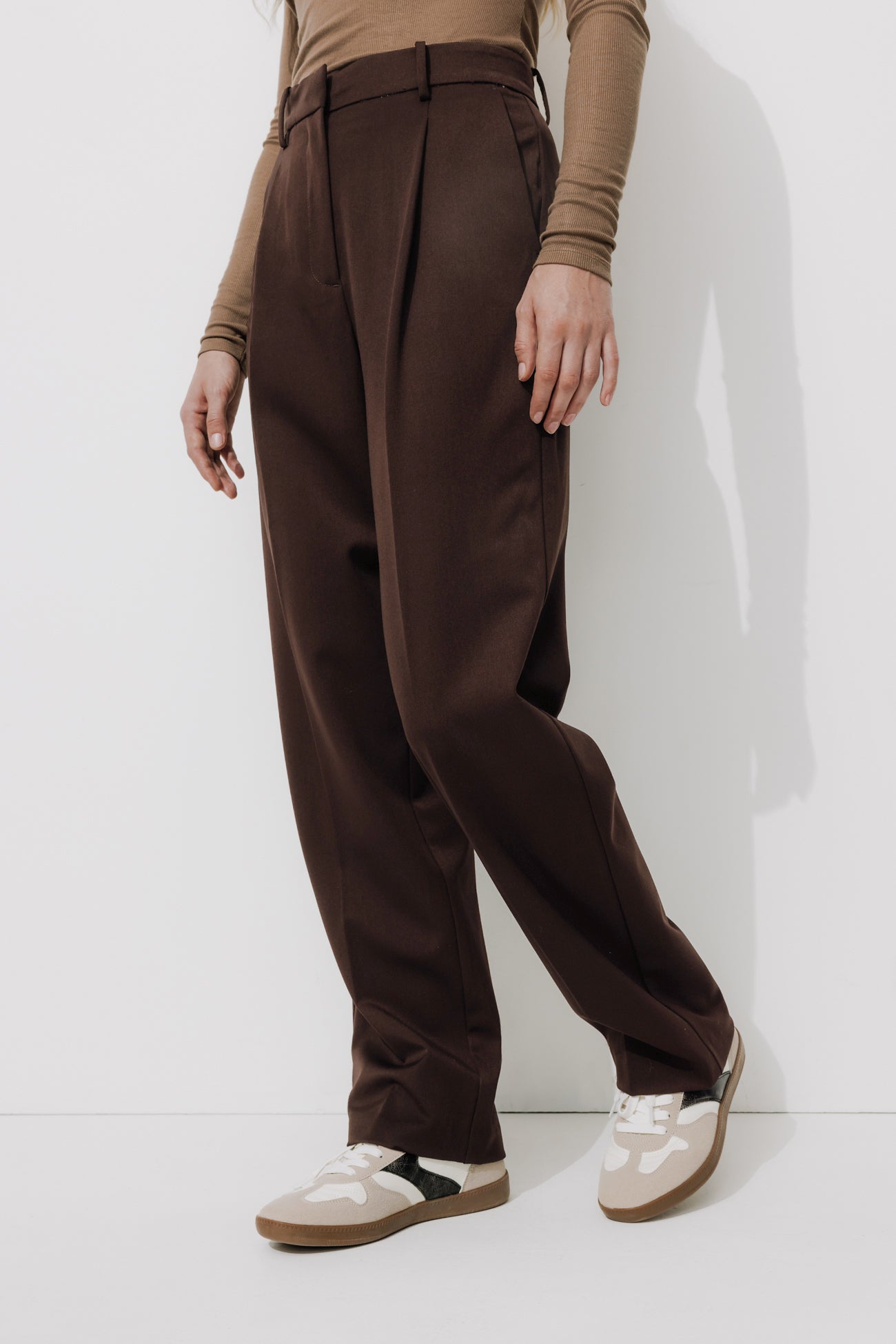 pantalon-marron-709sxo-1.jpg