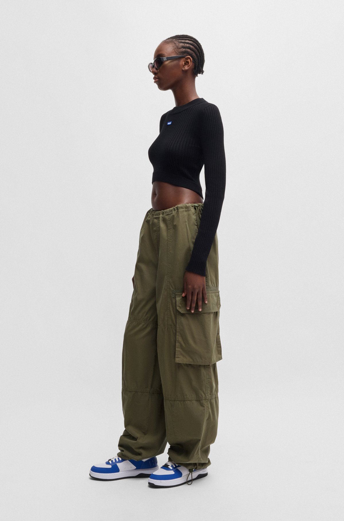 pantalon-oversize-111elc-1.jpg