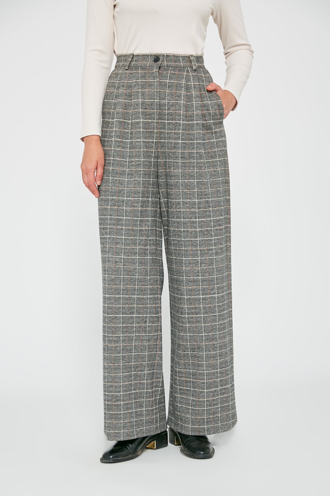 pantalon-pinzas-038vda-1.jpg